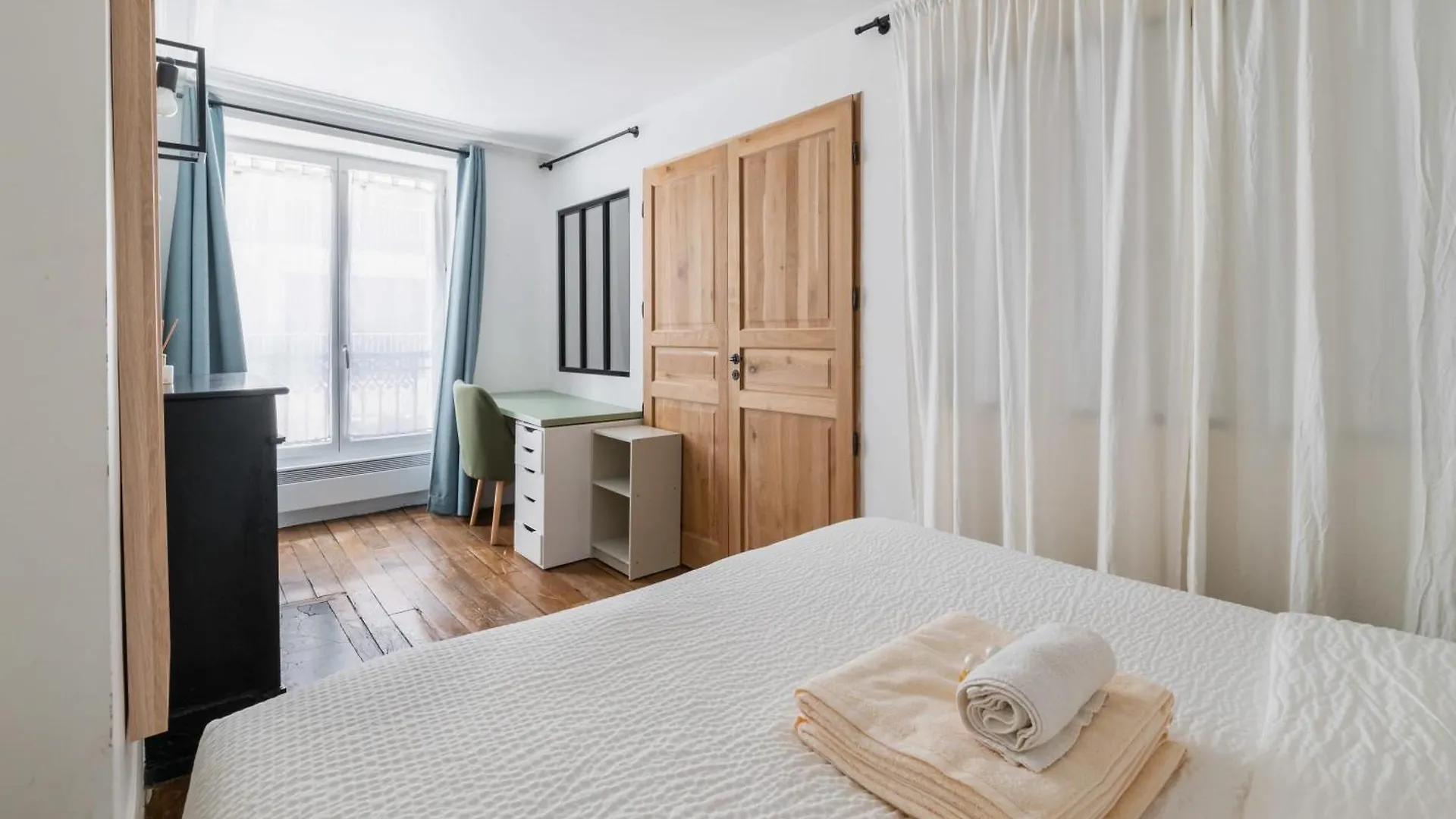 2 Pieces Confortable Metro Duroc - Paris 6 -4P - Flat-Guest